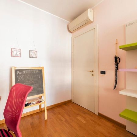 Milano Rogoredo Apartment With Garage エクステリア 写真