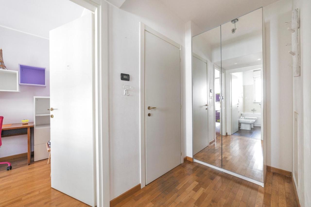 Milano Rogoredo Apartment With Garage エクステリア 写真