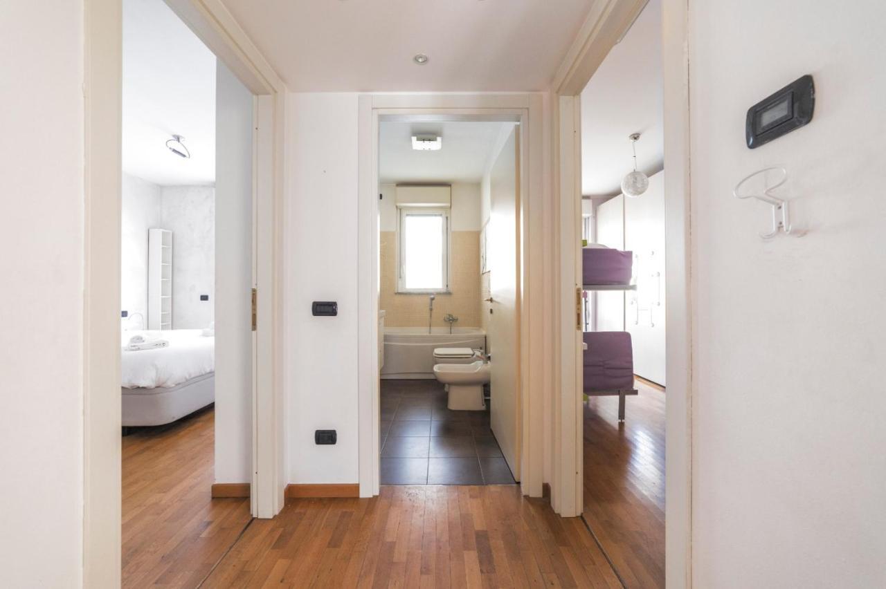 Milano Rogoredo Apartment With Garage エクステリア 写真