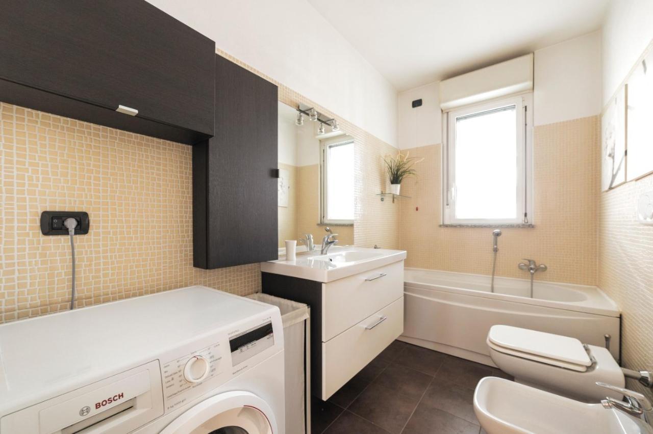Milano Rogoredo Apartment With Garage エクステリア 写真